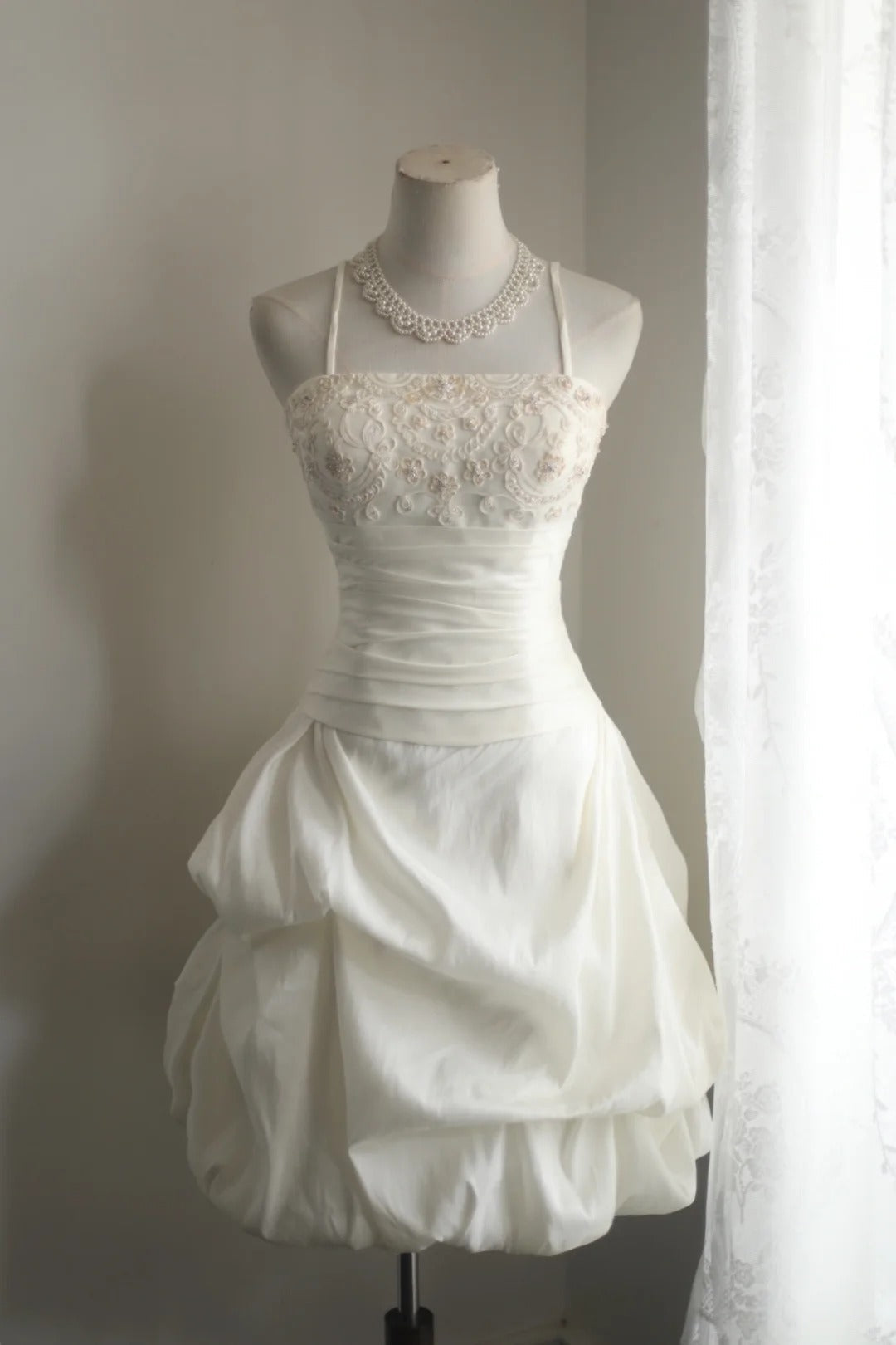Ivory white exquisite beading fashion short irregular pleated princess dress wedding dress homecoming dress birthday party dress cocktail party dress evening dress prom dress evening dress. gh3968