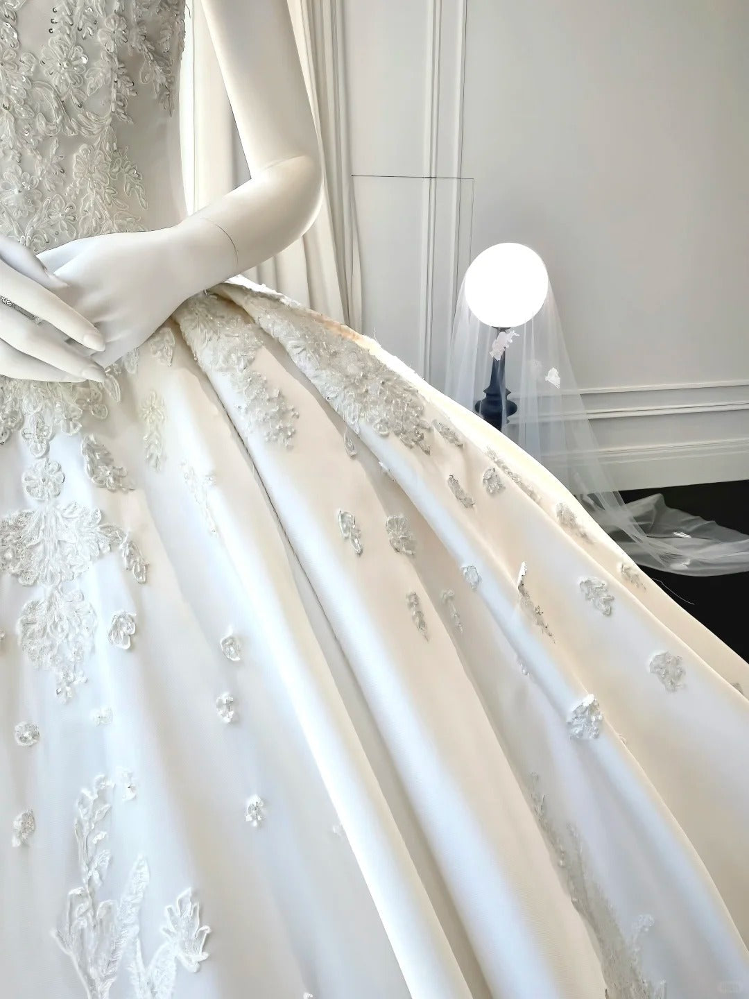 Girlhomeshops--đź’•White wedding dress with floral and delicate beaded appliques, simple long satin wedding dress gh5443