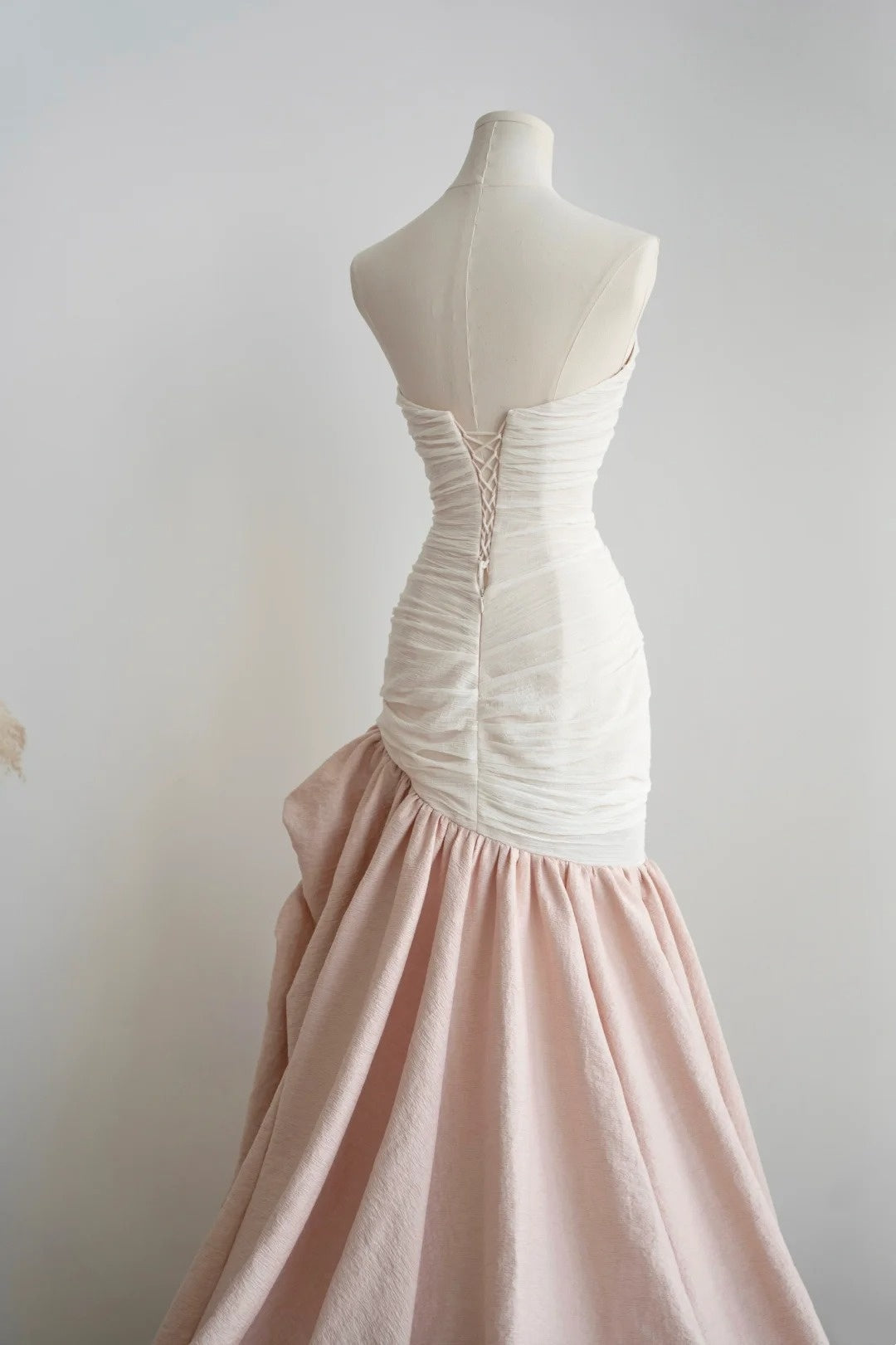 girlhomeshops- Vintage Pink-White Contrast Ruched Strapless Mermaid Long Evening Gown gh6091