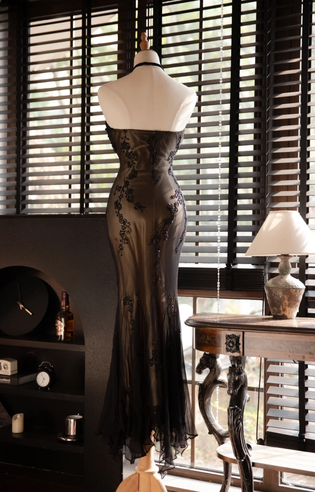 Vintage Black Applique Design Elegant Chiffon Evening Dress Prom Dress HZ1024