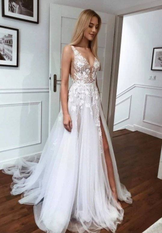 Backless Beach Wedding Dresses A-line V-neck Tulle Appliques Lace Slit Boho Wedding Gown Bridal Dress Vestido De Noiva - RongMoon