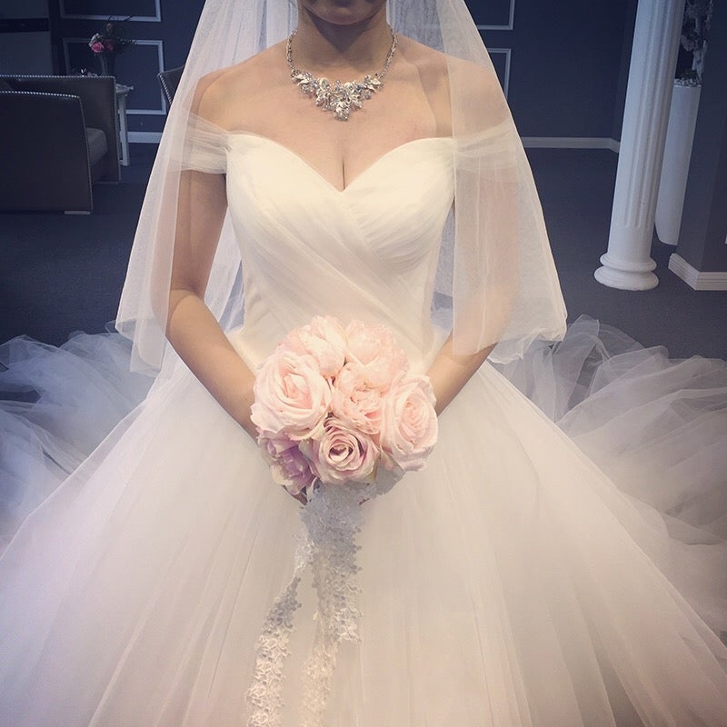 Ruched Sweetheart Off The Shoulder Tulle Ball Gown Wedding Dresses