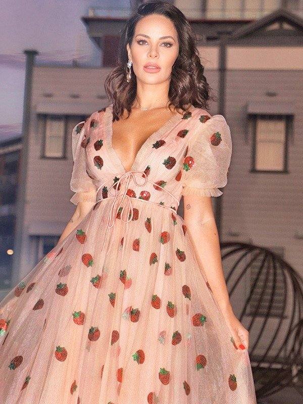 A-Line/Princess Tulle Ruffles V-neck Short Sleeves Floor-Length Dresses - RongMoon