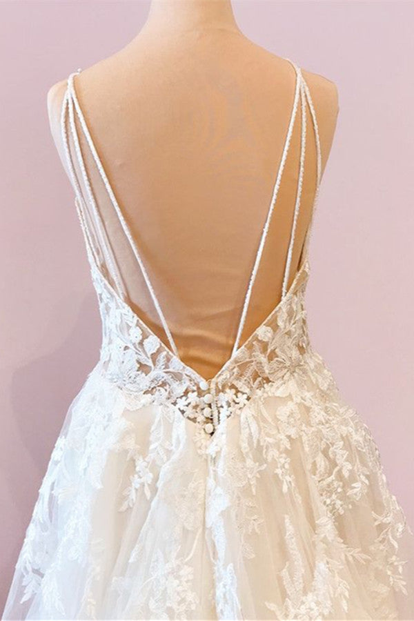 Attractive Sweetheart A-Line Tulle Wedding Dress with Spaghetti Straps