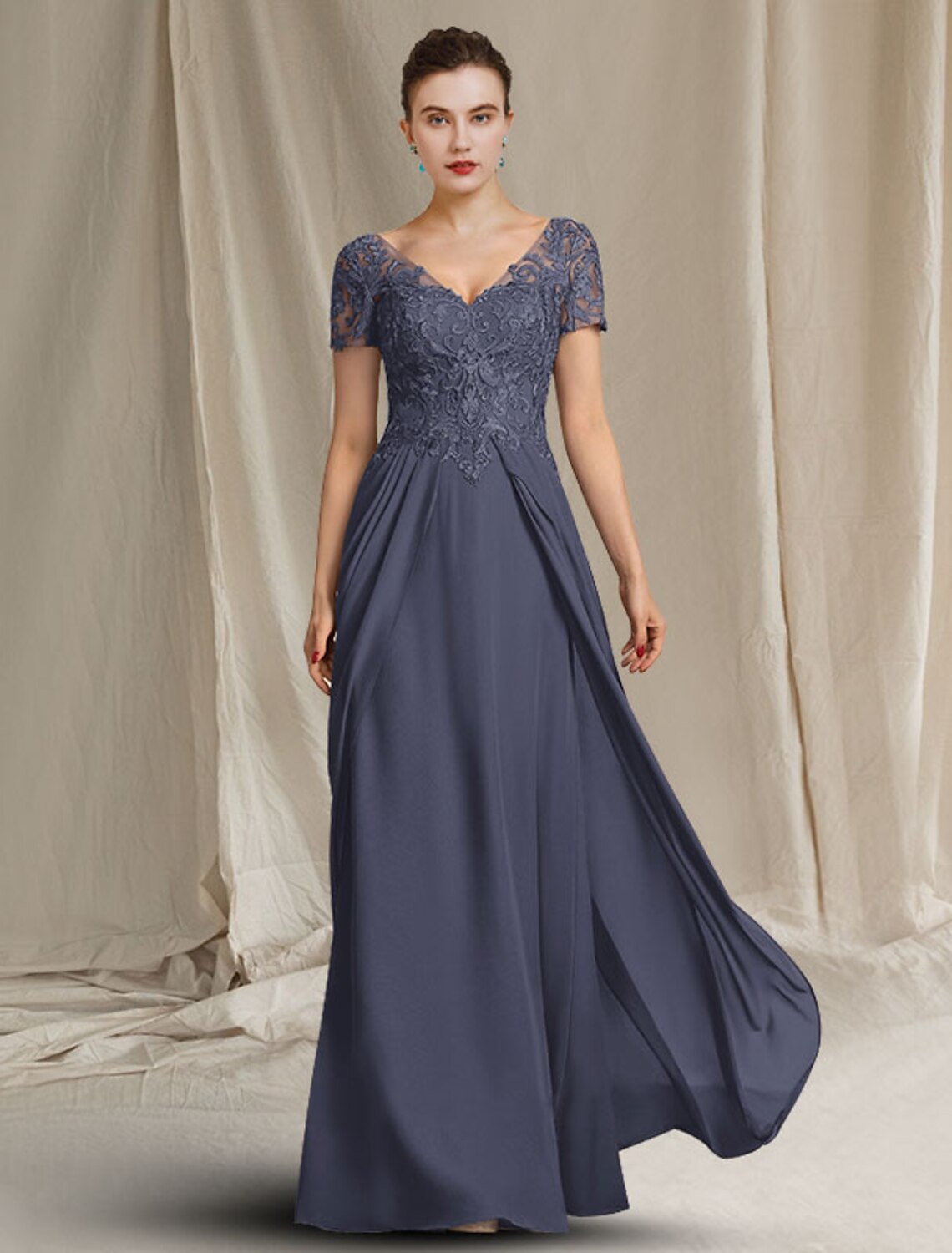 Aimishang Sheath / Column Mother of the Bride Dress Plus Size Elegant V Neck Floor Length Chiffon Lace Short Sleeve with Appliques