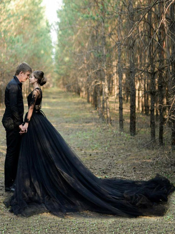 Black Wedding Dresses Tulle A-Line V-Neck Long Sleeves Backless Lace Bridal Gown