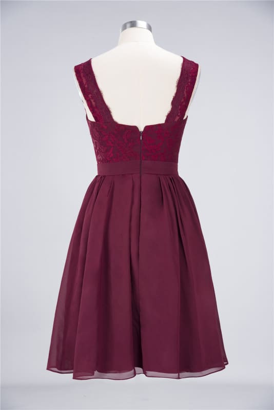 Bridelily Lace V-Neck Short Burgundy Chiffon Bridesmaid Dress