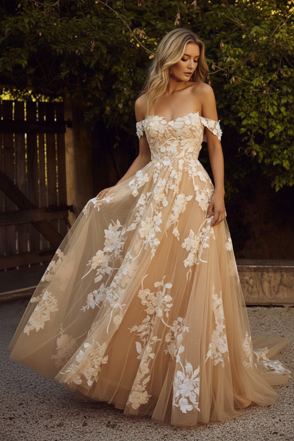 Short Sleeve A Line Wedding Dresses Off The Shoulder Lace Appliqued Tulle Bridal Gown With Train