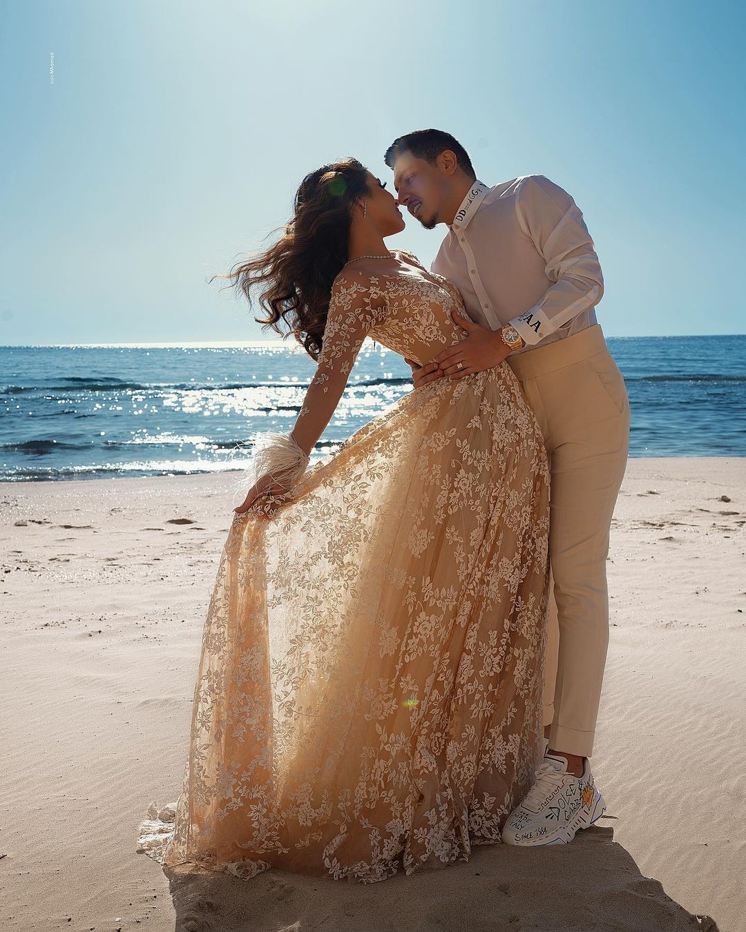 Luxury Long A-line Train Wedding Dress with Lace