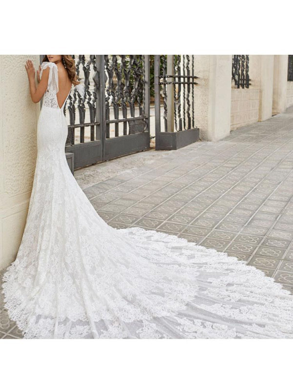 Mermaid Wedding Dress With Train Sleeveless Lace V Neck Long Bridal Gowns