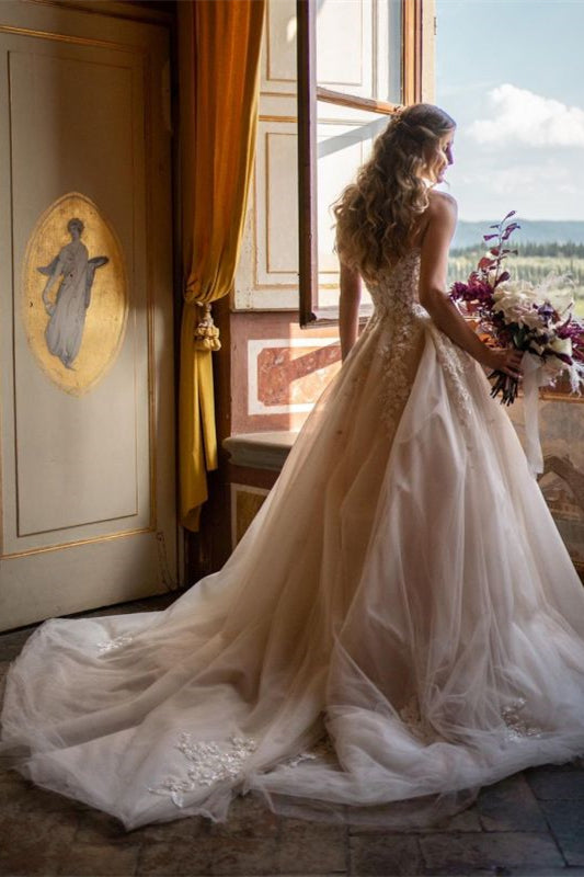 New Arrival Sweetheart Tulle Wedding Dress with Lace Appliques Princess Bridal Gown