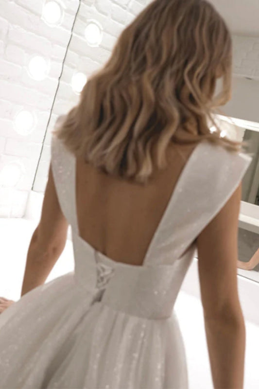 Off-the-Shoulder Sequins A-line Wedding Dress Knee-Length Sweetheart Bridal Dress