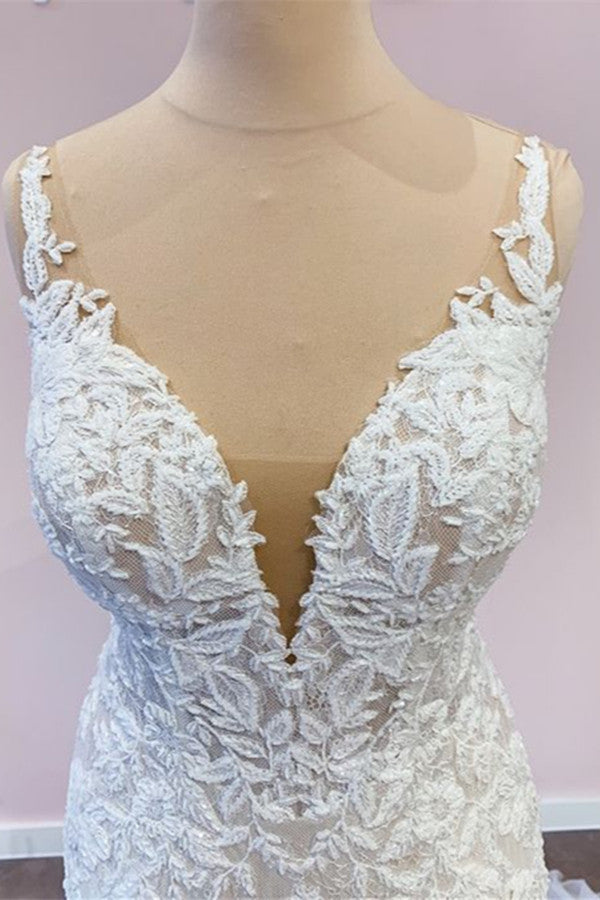 Stunning Sweetheart A-Line Wedding Dress with Spaghetti-Straps and Appliques Lace