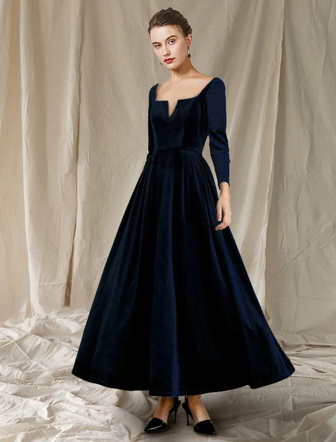 Aimishang A-Line Mother of the Bride Dress Wedding Guest Elegant V Neck Ankle Length Velvet Long Sleeve with Pleats