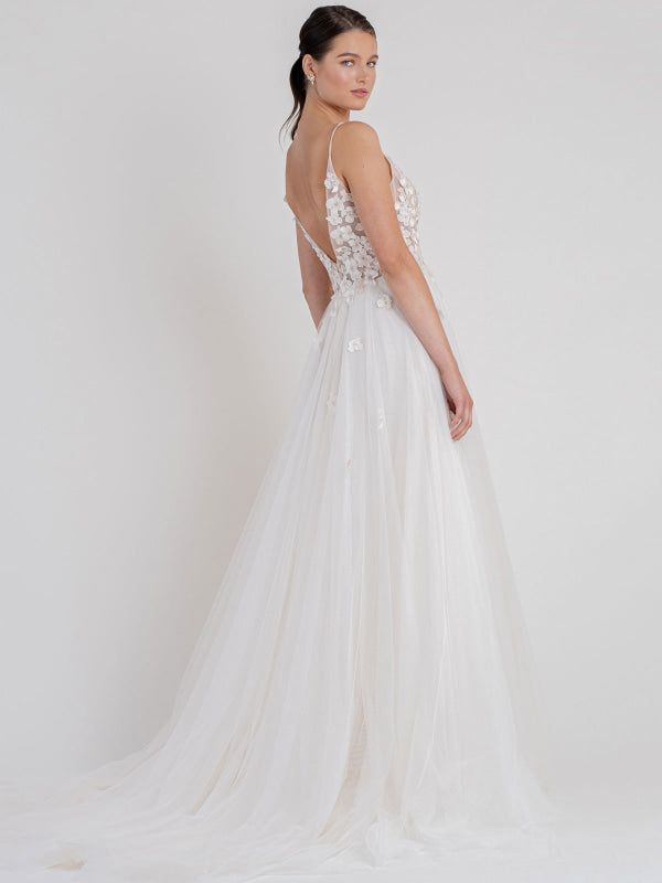 White Wedding Gowns Chapel Train A-Line Sleeveless Spaghetti Straps Matte Satin V-Neck Lace Bridal Gowns