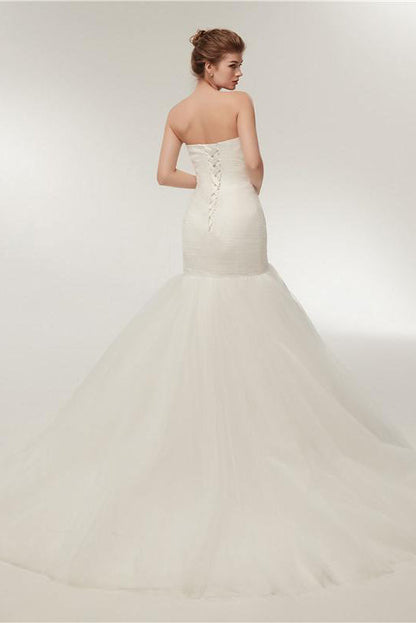 Long Lace-Up Sweetheart Mermaid Ivory Wedding Dress with Train