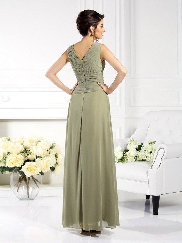 A-Line/Princess V-neck Pleats Sleeveless Long Chiffon Mother of the Bride Dresses - RongMoon