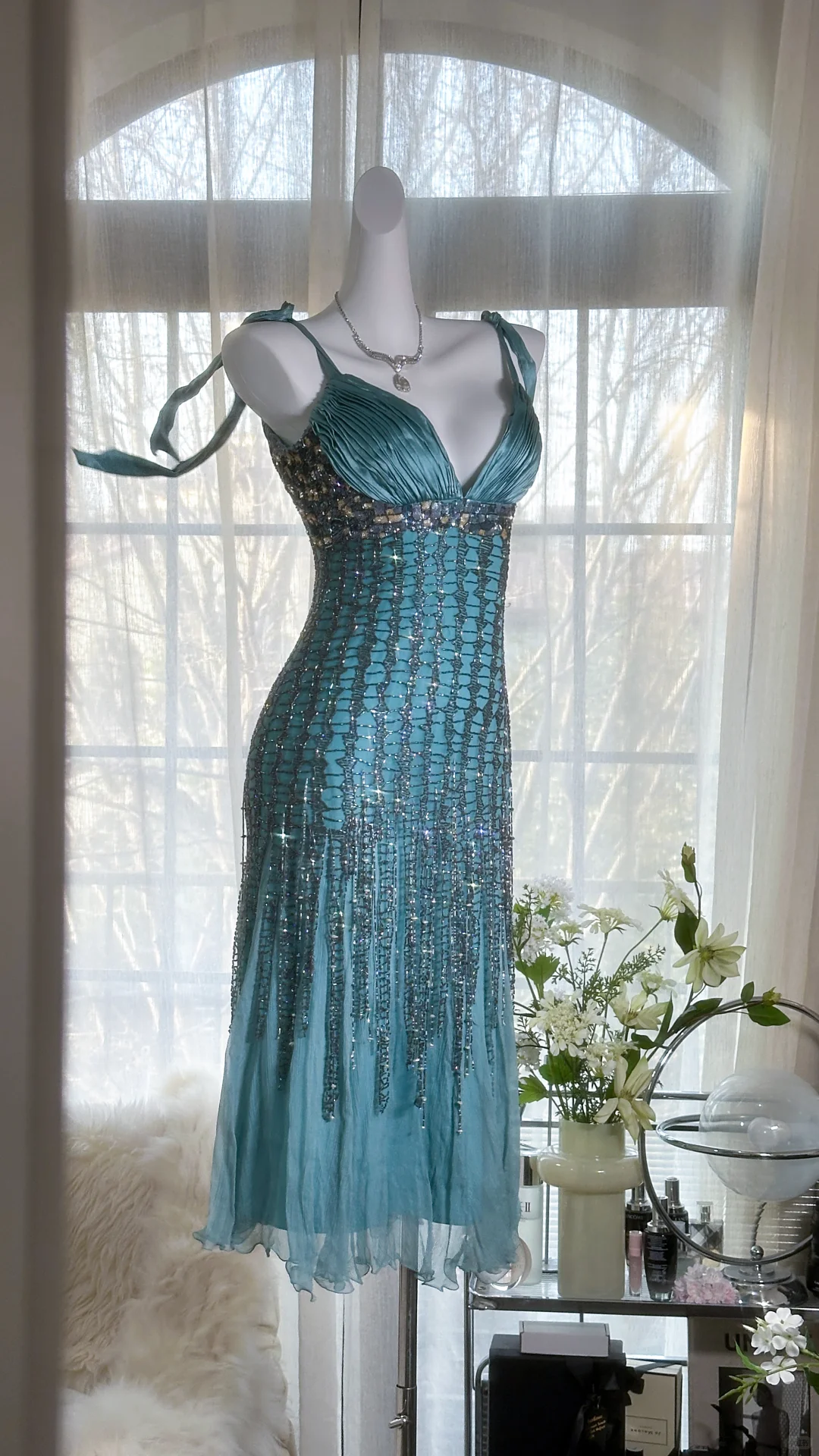 Elegant Blue Sparkling Beaded Spaghetti Strap V-neck Romantic Chiffon Evening Dress Prom Dresses HZ1024