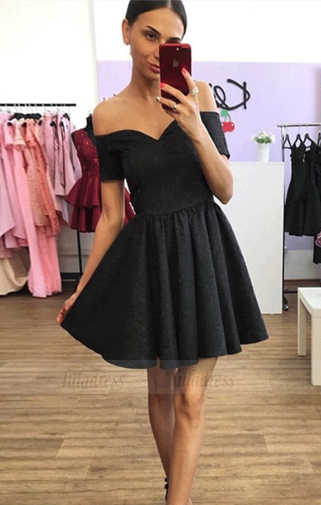 A-Line Crew Above-Knee Homecoming Dresses
