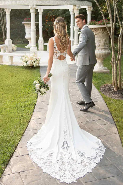 Aimishang Elegant Lace Straps Sweep Train Mermaid White Wedding Dress