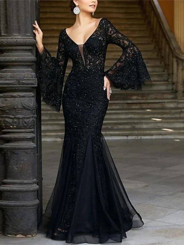 Mermaid / Trumpet Mother of the Bride Dress Elegant Sexy V Neck Floor Length Lace Tulle Long Sleeve with Sequin Appliques - RongMoon
