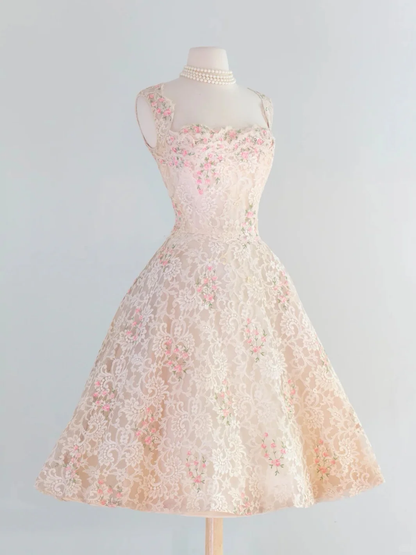 Retro Pink Floral Exquisite Embroidery Design A-Line Short Homecoming Dress Party Dress HZ1024