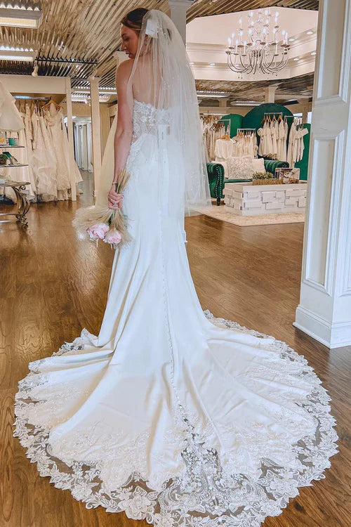 Aimishang Elegant White Lace Strapless Mermaid Long Wedding Dress