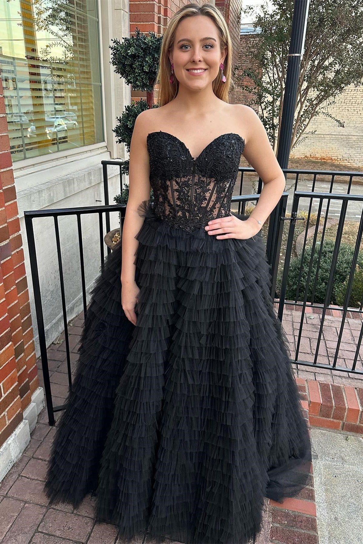 Yellow Appliques Sweetheart Ruffle Tiered A-Line Prom Dress