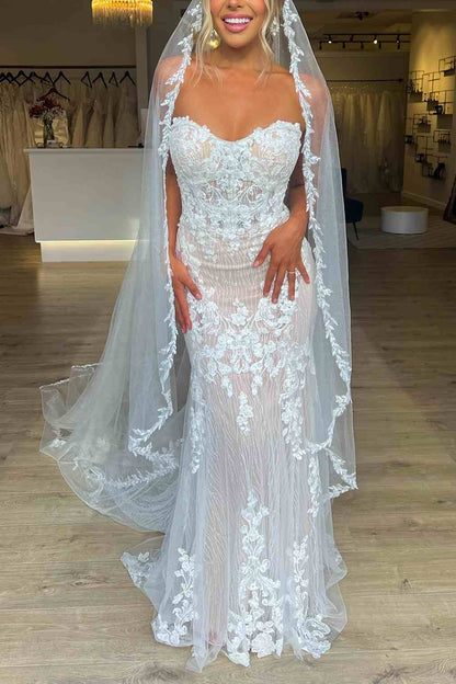 Ivory Sweetheart Lace Applique Mermaid Wedding Dress