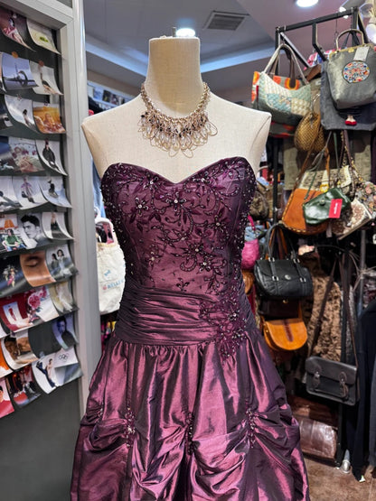 Vintage Luxury Sweetheart Neckline Embroidered Layered Pleated Satin Long Prom Dress Evening Dress cc5315