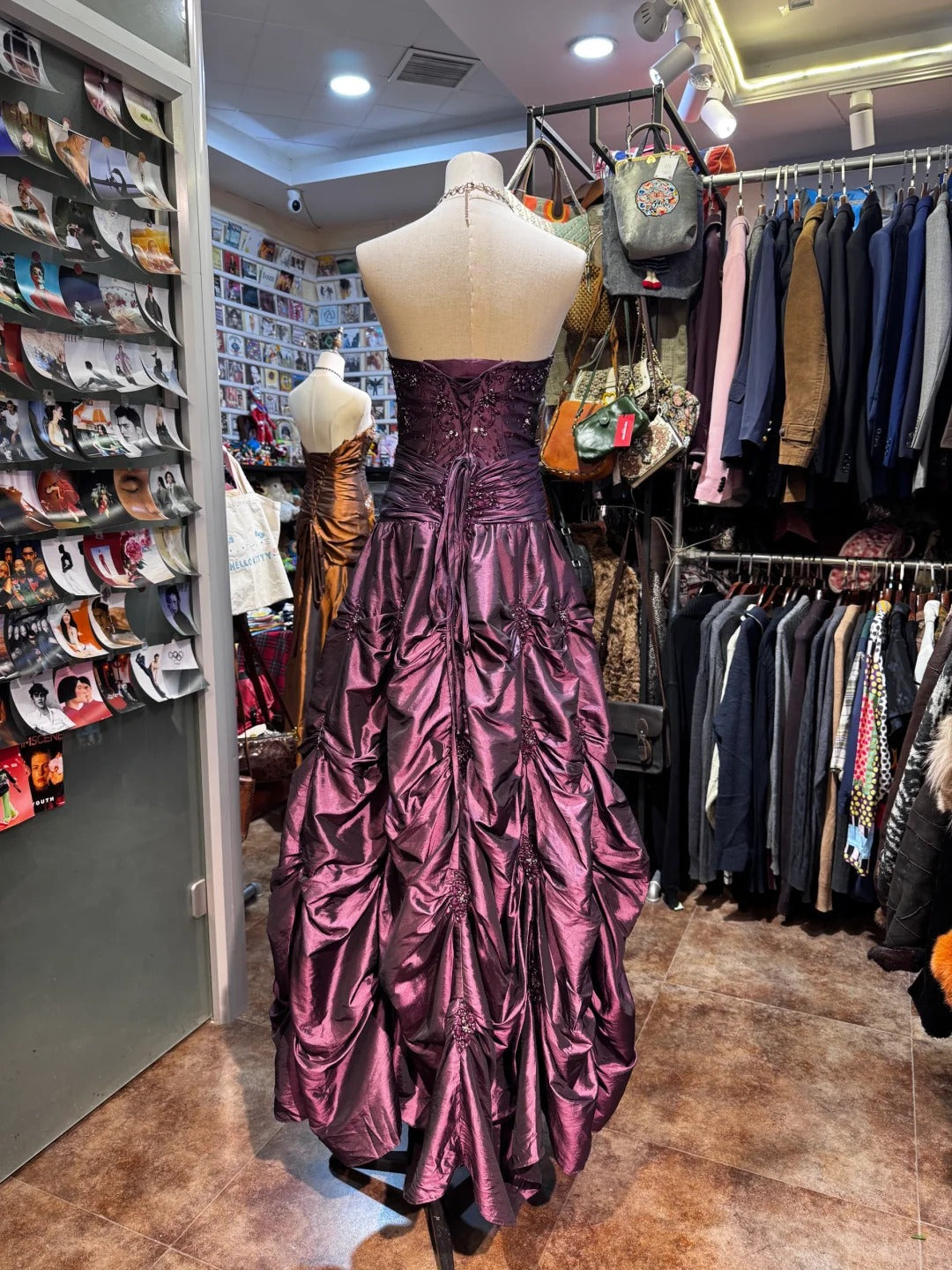 Vintage Luxury Sweetheart Neckline Embroidered Layered Pleated Satin Long Prom Dress Evening Dress cc5315