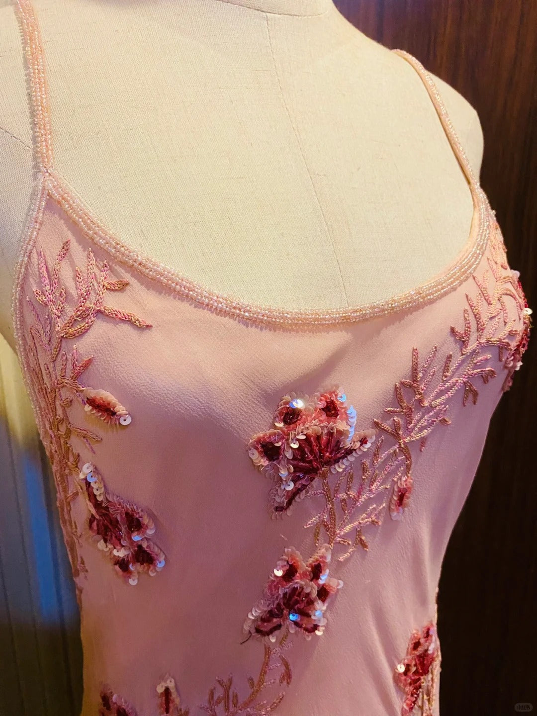 Sweet Pink Sequined Beaded Halter Chiffon Long Prom Dress Evening Dress cc5336