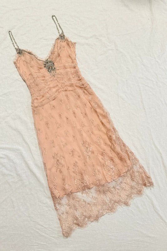 girlhomeshops-Nude Pink Lace Spaghetti Straps Midi Dress with Beading Detail gh6313