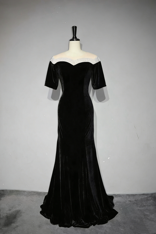 Elegant Black Velvet Mother of the Bride Dress Beaded Illusion Neck Half Sleeve Mermaid Evening Gown gh7103