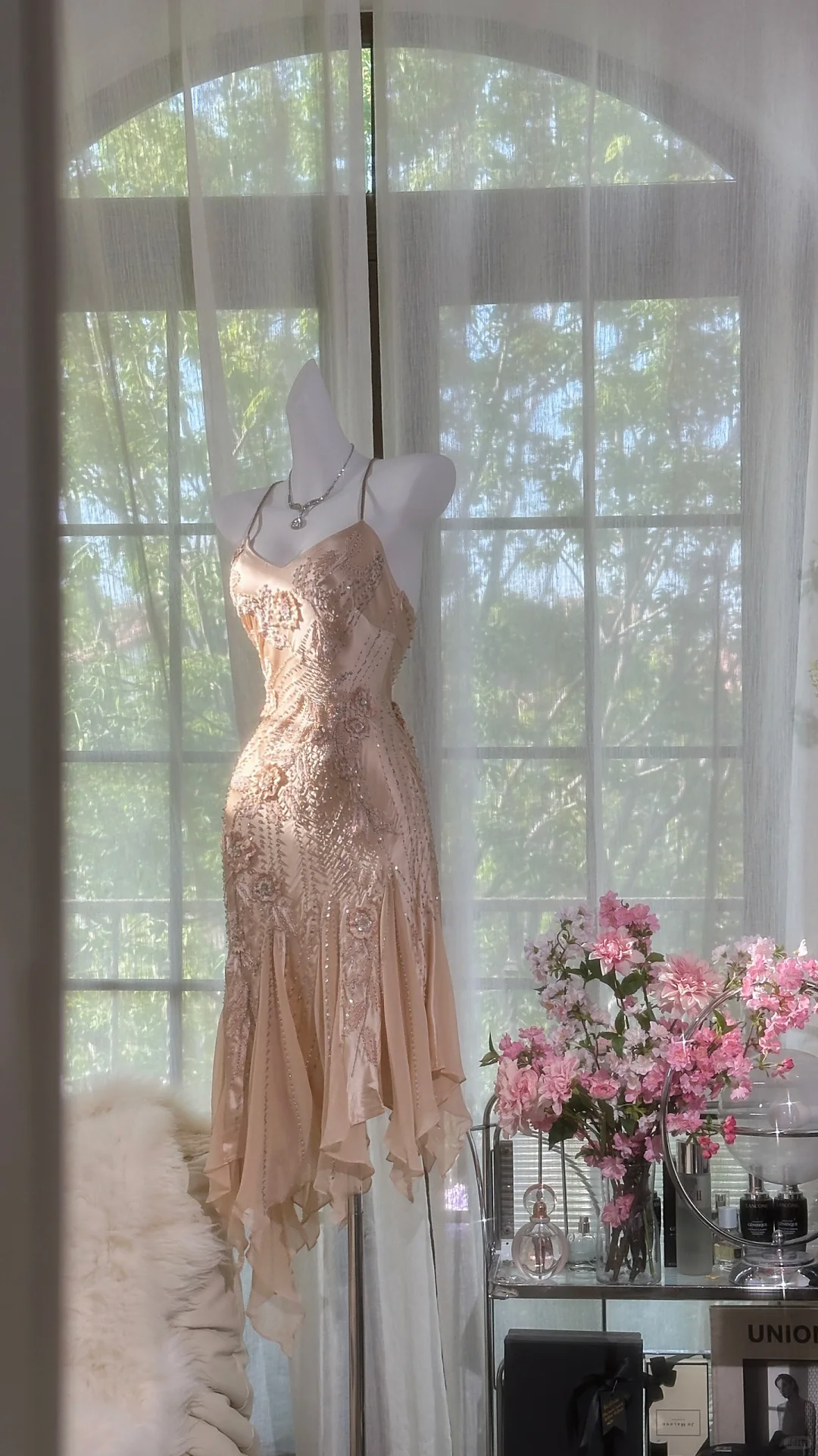 Vintage Champagne Sparkling Beaded Spaghetti Strap Romantic Chiffon Evening Dress Prom Dresses HZ1024