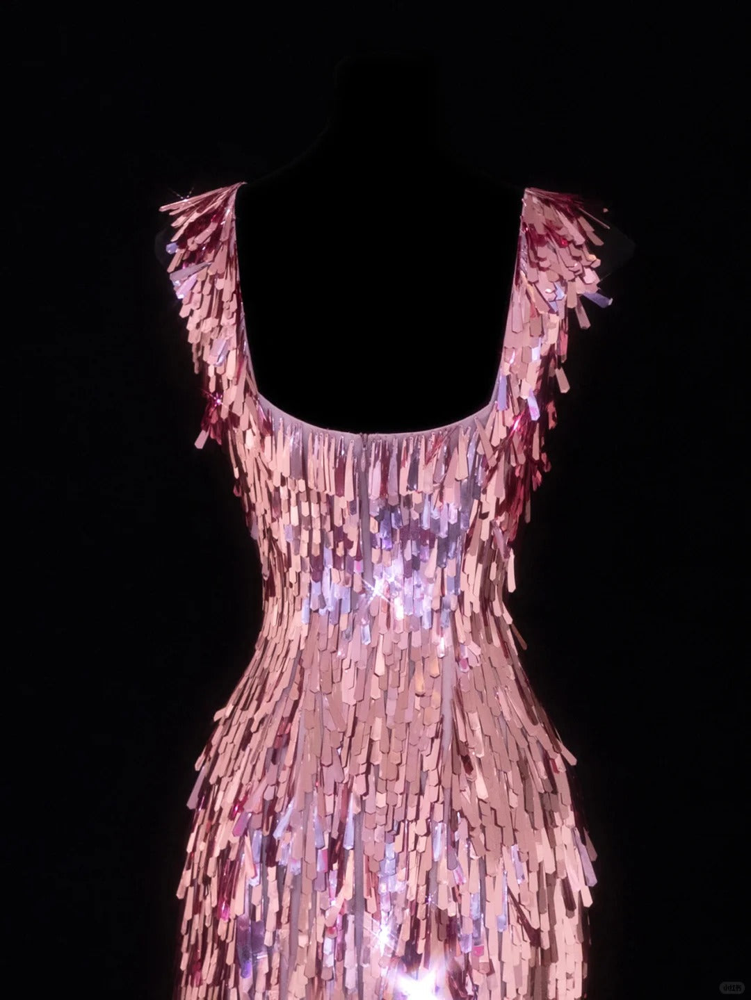 Girlhomeshops-Pink Exquisite Short Sequin Homecoming Dress Birthday Party Dress gh5378