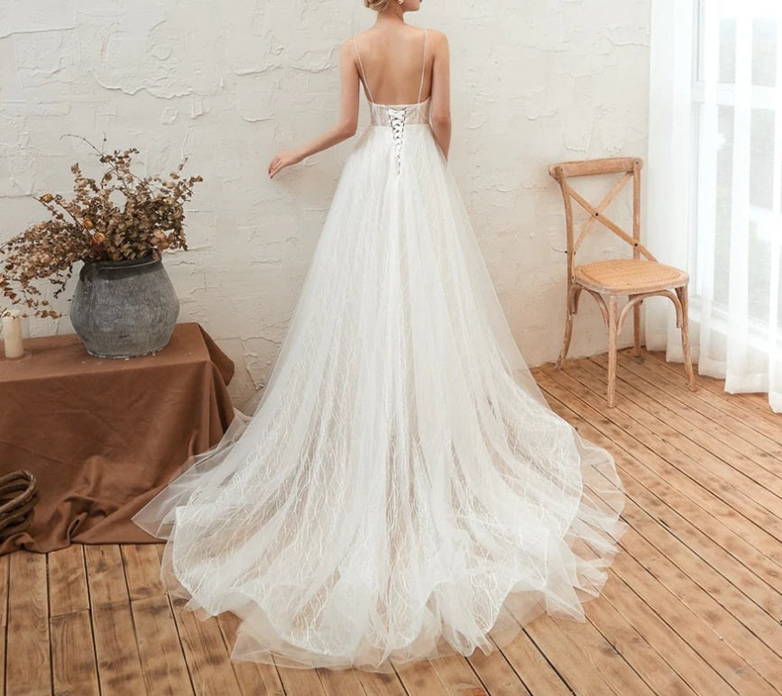 V Neck Sleeveless Lace Wedding Dresses Vestido Backless A Line Sweep Train