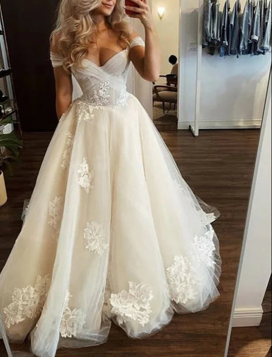 A-line Off-the-Shoulder Wedding Dresses With Floral Appliques