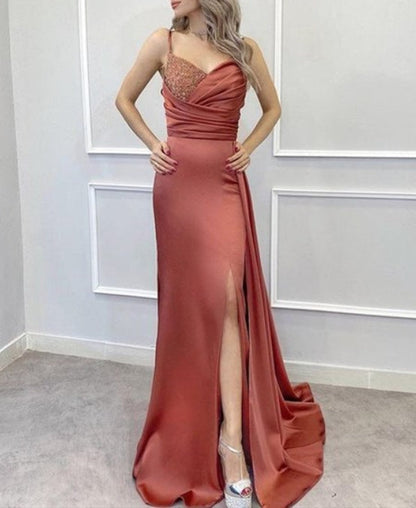 Sheath/Column Ruched Bodice Spaghetti Straps V-Neck Prom Dresses
