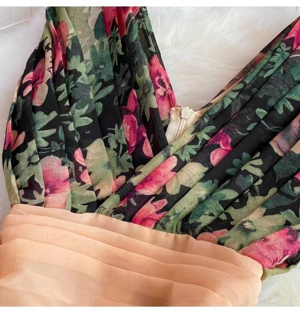 New Stylish Elegant V-neck High-waisted Floral Dress HZ1024