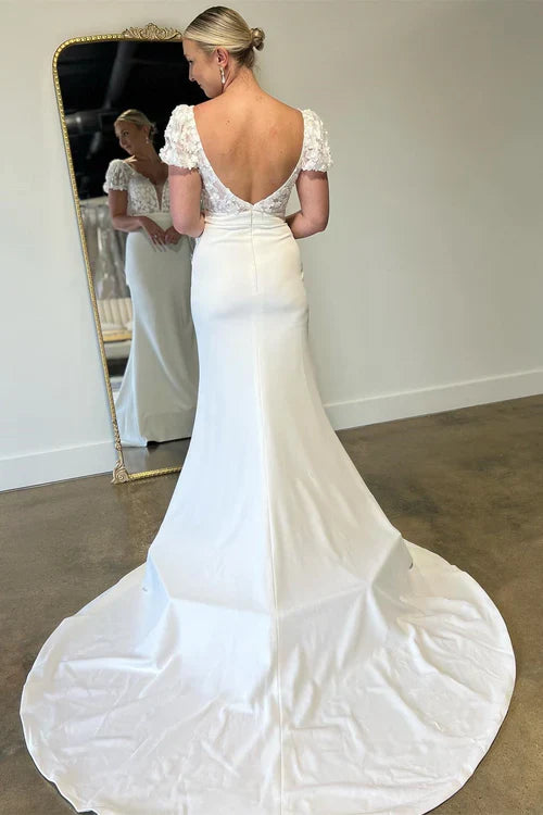 Aimishang Elegant White Floral Applique Plunge V Long Wedding Dress with Short Sleeves