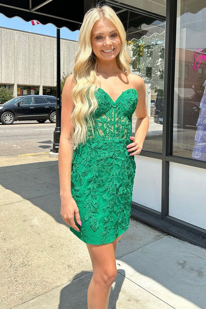 Lace Appliques Strapless Lace-Up Sleeveless Mini Homecoming Dress