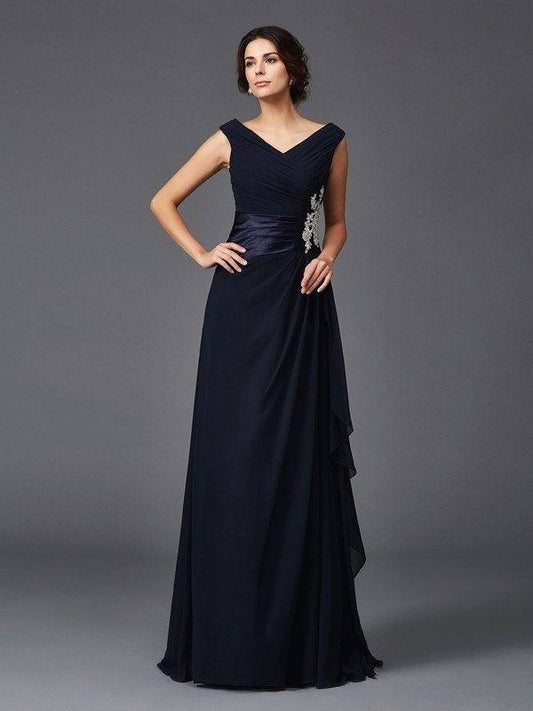 A-Line/Princess V-neck Applique Sleeveless Long Chiffon Mother of the Bride Dresses - RongMoon