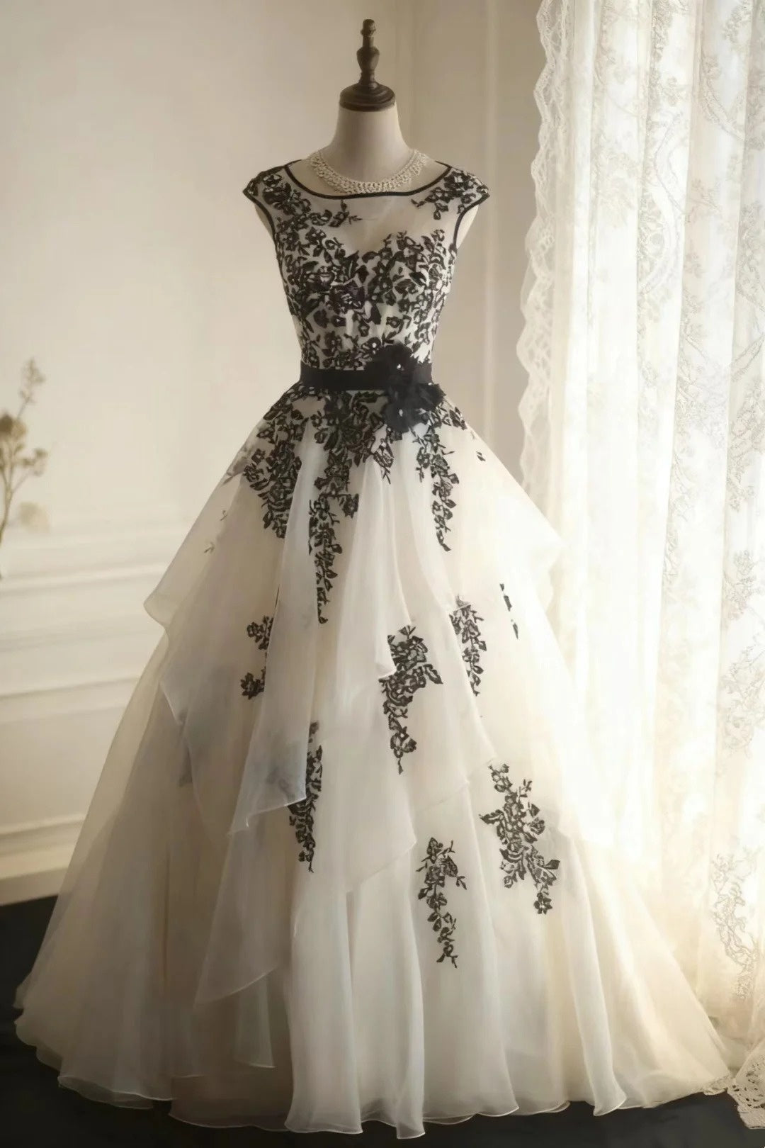 girlhomeshops-White black floral exquisite black swan princess dress organza wedding long adult ceremony birthday banquet dress wedding dress gh5833