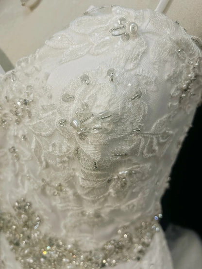 girlhomeshops-White, Exquisitely Beaded, Gorgeous Long Wedding Dress Tulle gh6242