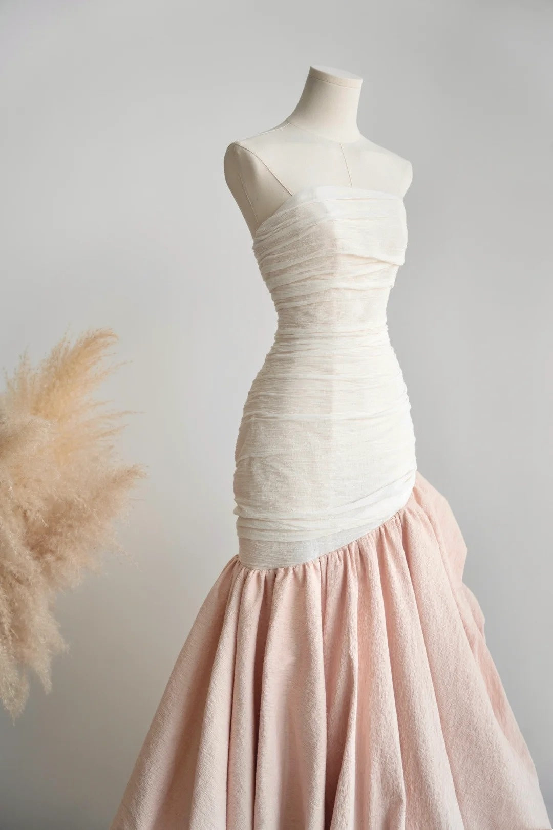 girlhomeshops- Vintage Pink-White Contrast Ruched Strapless Mermaid Long Evening Gown gh6091