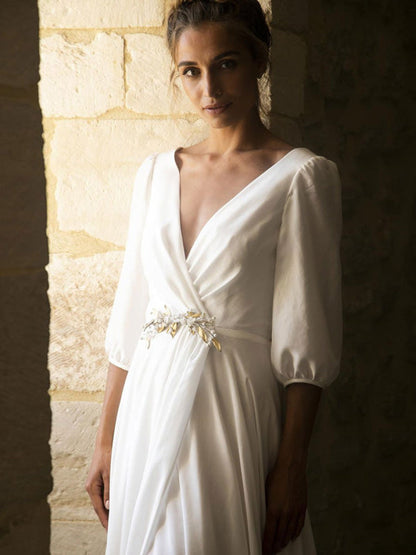 3/4 Sleeves White Wedding Dresses A Line Pleated V Neck Bridal Dresses