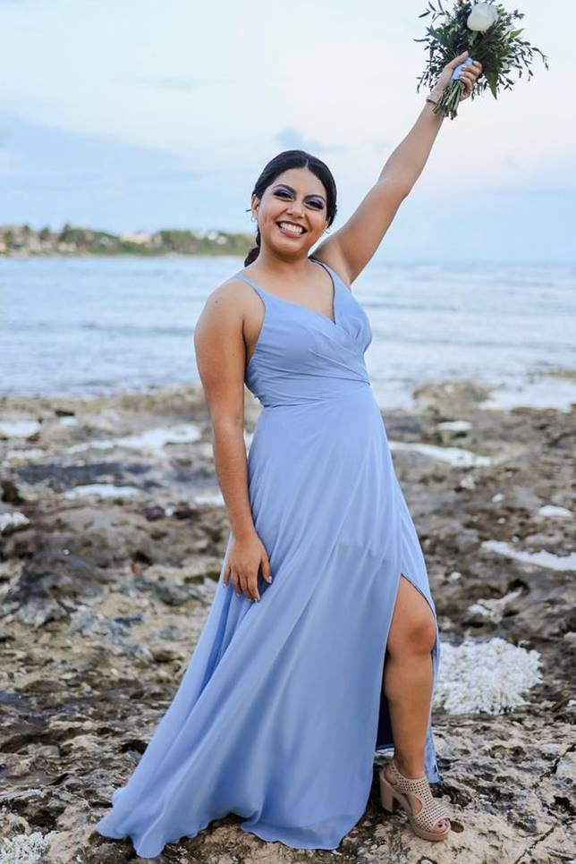 Lavender Chiffon V-Neck Pleated Bridesmaid Dress
