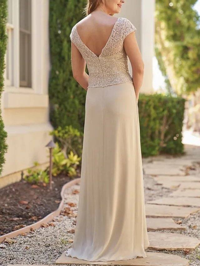 Sheath / Column Mother of the Bride Dress See Through Plunging Neck Floor Length Chiffon Short Sleeve with Side Draping - RongMoon