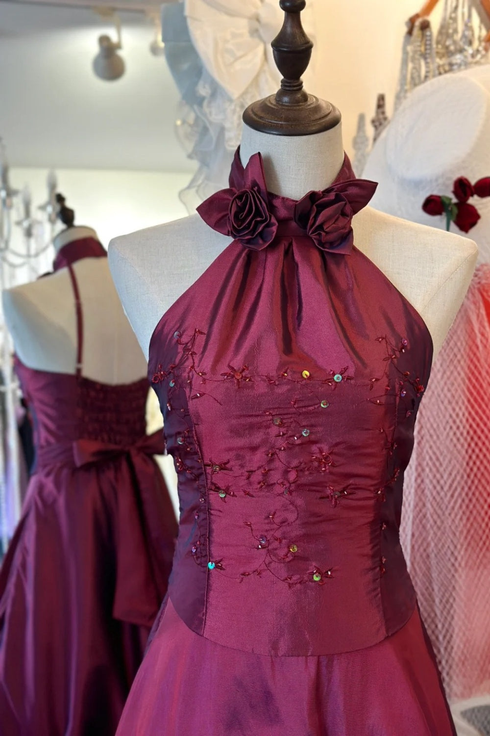 Retro Diva-style Halter Dress: Waist-cinched Ruffled Skirt, Satin Fabric, High-end Party Dress gh6578